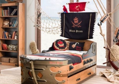 кровать корабль черный пират чилек