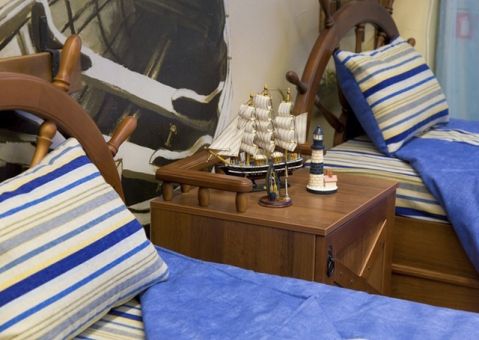 Кровать со штурвалом Морской стиль